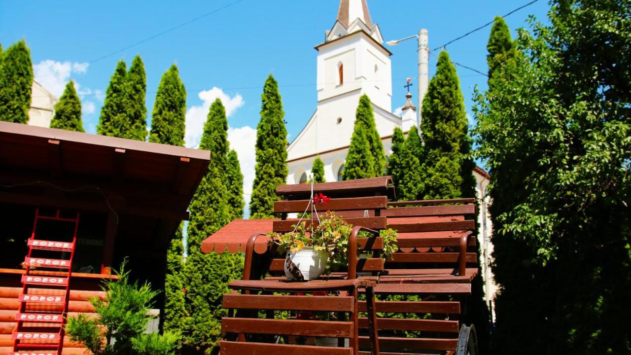 Casa Gusa Borşa Екстериор снимка