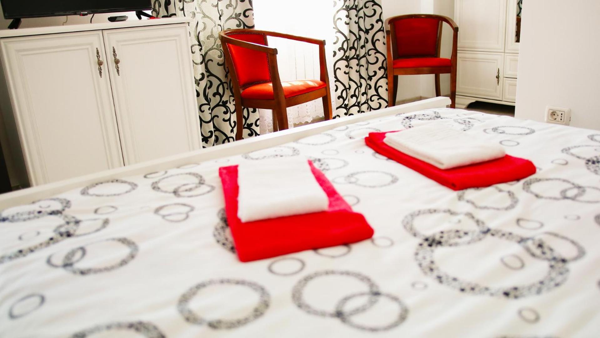 Casa Gusa Borşa Екстериор снимка